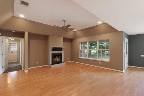 1822 Sharon Dr, Corinth, TX, 76210-3565 | Card Image