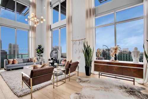 ph-ph2-3301 Ne 1st Ave, Miami, FL, 33137-4180 | Card Image