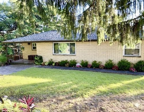 16 Devils Den Rd, Burgettstown, PA, 15021-2355 | Card Image