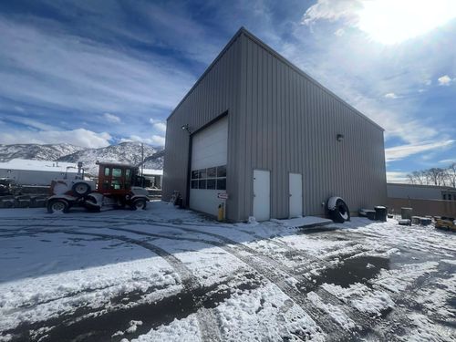 325 E 2000 N, North Ogden, UT, 84414-7207 | Card Image