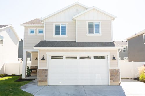 3890 S 3010 W, West Haven, UT, 84401-1999 | Card Image