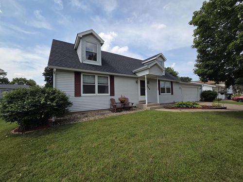 1214 Willow St, La Crescent, MN, 55947-1465 | Card Image