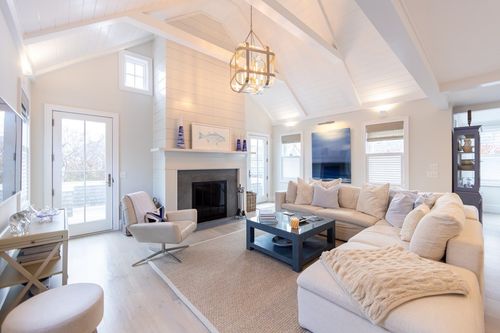 12 E Lincoln Ave, Nantucket, MA, 02554-2256 | Card Image