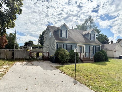 13 Willow Rd, Greenville, RI, 02828-2019 | Card Image