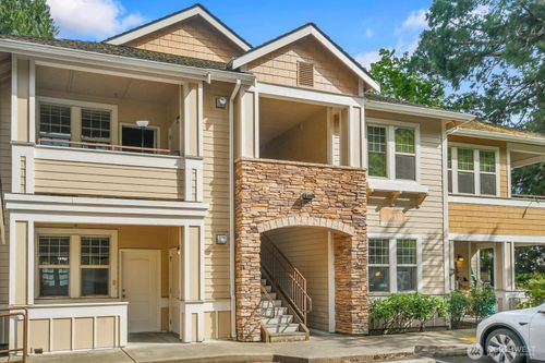 b204-8531 Avondale Rd Ne, Redmond, WA, 98052-3331 | Card Image