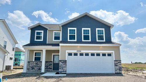2064 Aquarius Dr, Shakopee, MN, 55379-5469 | Card Image