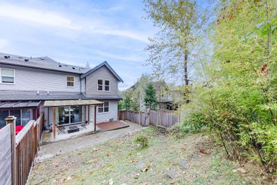 13501 Nelson Peak Dr, Home with 4 bedrooms, 3 bathrooms and 4 parking in Maple Ridge BC | Image 3