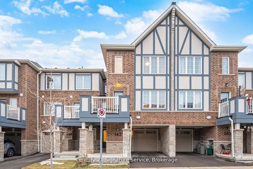 142 Christopher Rd, Oakville, ON, L6H0Y2 | Card Image