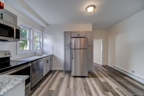apt-2-8 Green St, Monticello, NY, 12701-1336 | Card Image