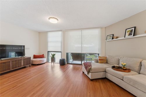apt-102-3101 N Country Club Dr, Aventura, FL, 33180-1615 | Card Image