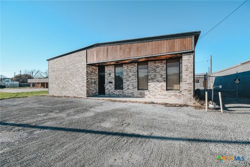 3104 E Red River St, Victoria, TX, 77901-4620 | Card Image