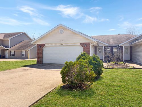 a-155 Rief Ct, HOLTS SUMMIT, MO, 65043-2642 | Card Image