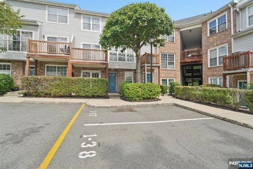 248 Village Circle Dr, Fort Lee, NJ, 07024-2108 | Card Image