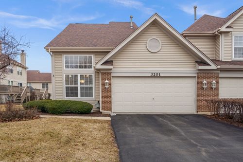 3201 Renard Ln, St. Charles, IL, 60175-4645 | Card Image