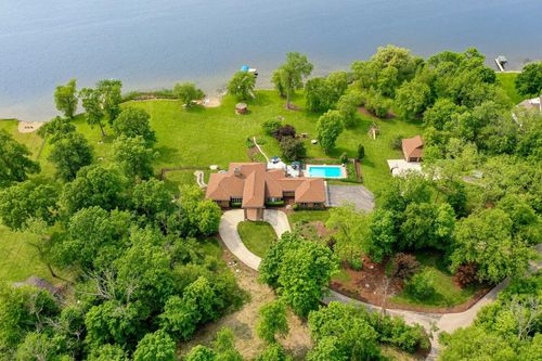 S82W15980 Bass Bay Lane, Muskego, WI, 53150 | Card Image