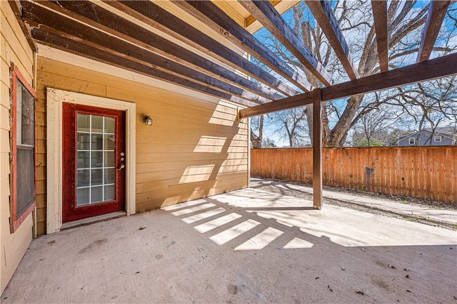 2410 S 2 Nd St, Condo with 3 bedrooms, 3 bathrooms and null parking in Waco TX | Image 33