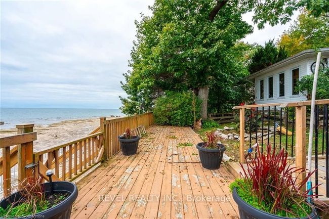 24 Lake Rd, House other with 2 bedrooms, 1 bathrooms and 2 parking in Selkirk ON | Image 38