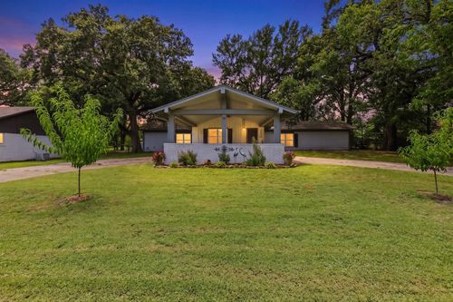 3007 Tanglewood Dr, Commerce, TX, 75428-3815 | Card Image