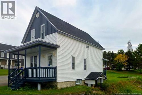 5 Rue Elizabeth, Sainte Anne de Madawaska, NB, E7E1G8 | Card Image
