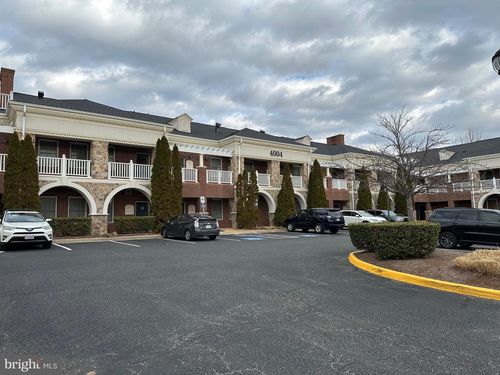 b-113-4004 Genesee Pl, WOODBRIDGE, VA, 22192-8303 | Card Image