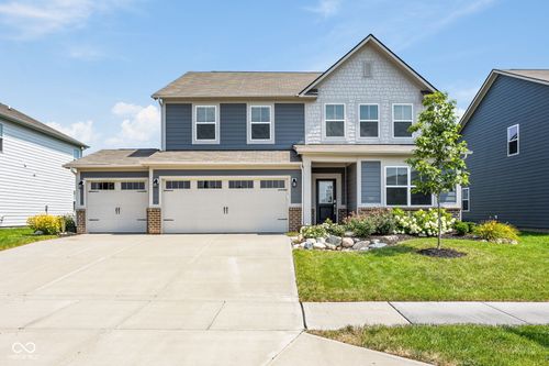11588 Brooks Farm Blvd, Noblesville, IN, 46060-0020 | Card Image