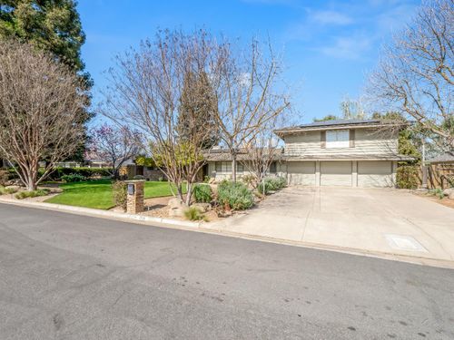 1726 W San Madele Ave, Fresno, CA, 93711-2929 | Card Image