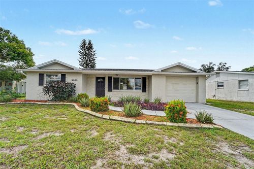 9035 Saint Regis Ln, PORT RICHEY, FL, 34668-4957 | Card Image