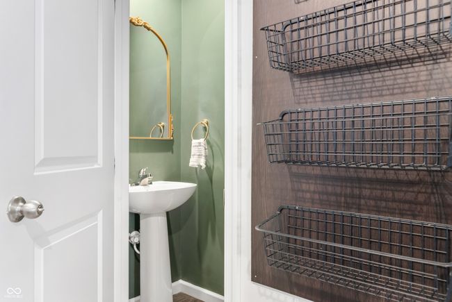 Half Bath Main Level | Image 11