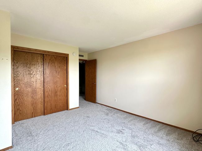 APT-306 - 2240 Midland Grove Rd, Condo with 2 bedrooms, 2 bathrooms and null parking in Roseville MN | Image 12
