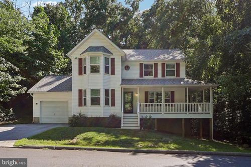 329 Red Cloud Rd, LUSBY, MD, 20657-5510 | Card Image