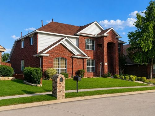 1217 Mcmahan Dr, Lewisville, TX, 75077-2502 | Card Image