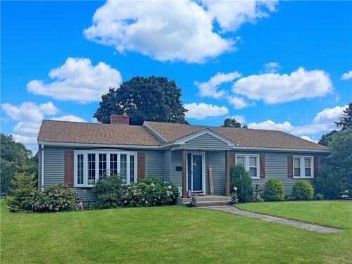 30 Alvin St, Warwick, RI, 02886-1829 | Card Image