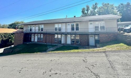 201 Union St, California, PA, 15419-1044 | Card Image