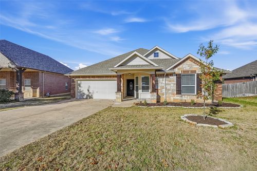 851 Valley Ridge Rd, Burleson, TX, 76028-4987 | Card Image