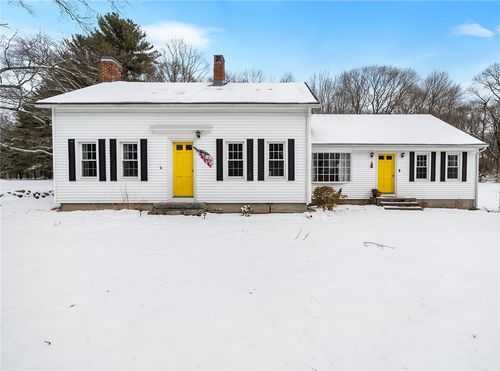 81 Stillwater Road, Smithfield, RI, 02917 | Card Image