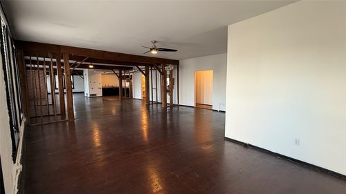2007-200-2007 S Ervay St, Dallas, TX, 75215-2182 | Card Image