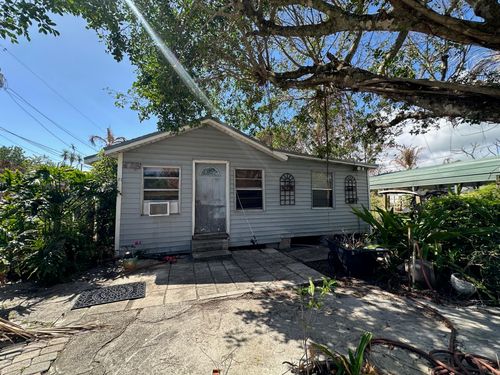 8160 Se Washington St S, Hobe Sound, FL, 33455-4814 | Card Image