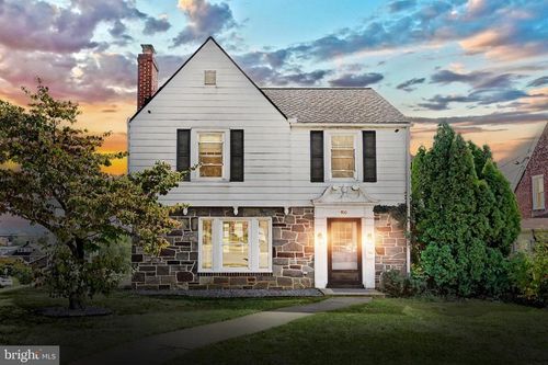 700 Florida Ave, YORK, PA, 17404-3121 | Card Image