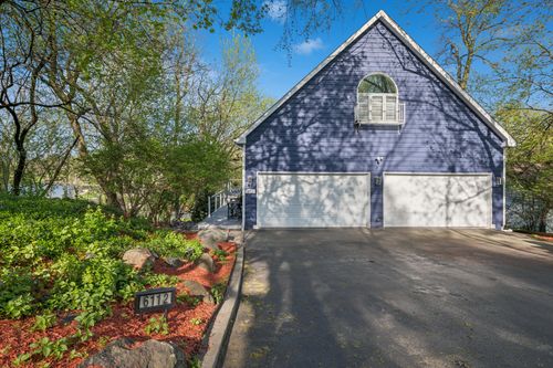 6112 Pleasant View Rd, Cary, IL, 60013-1205 | Card Image