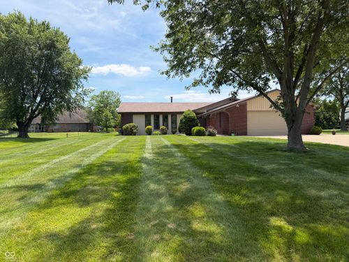 7007 W Meadows Lane, Greenfield, IN, 46140 | Card Image