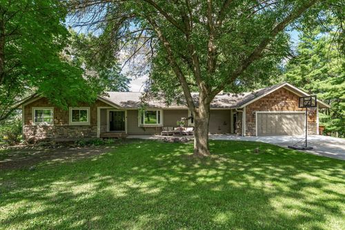 20488 Kanes Ln, Prior Lake, MN, 55372-8837 | Card Image