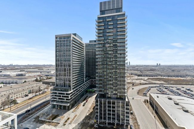 1718 - 9000 Jane St, Condo with 2 bedrooms, 2 bathrooms and 1 parking in Concord ON | Image 29