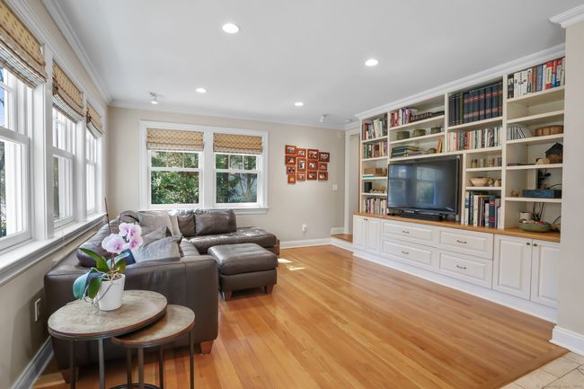 with built-ins | Image 16