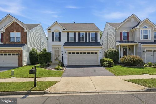 6005 Cantwell St, GAINESVILLE, VA, 20155-6220 | Card Image