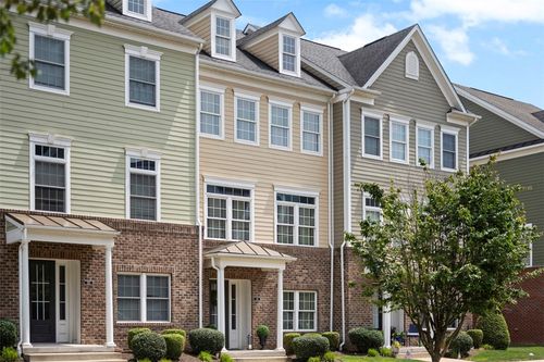 118 3rd St, Oakmont, PA, 15139-2166 | Card Image