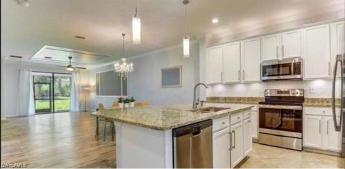 9192 Glenforest Dr, NAPLES, FL, 34120-5344 | Card Image