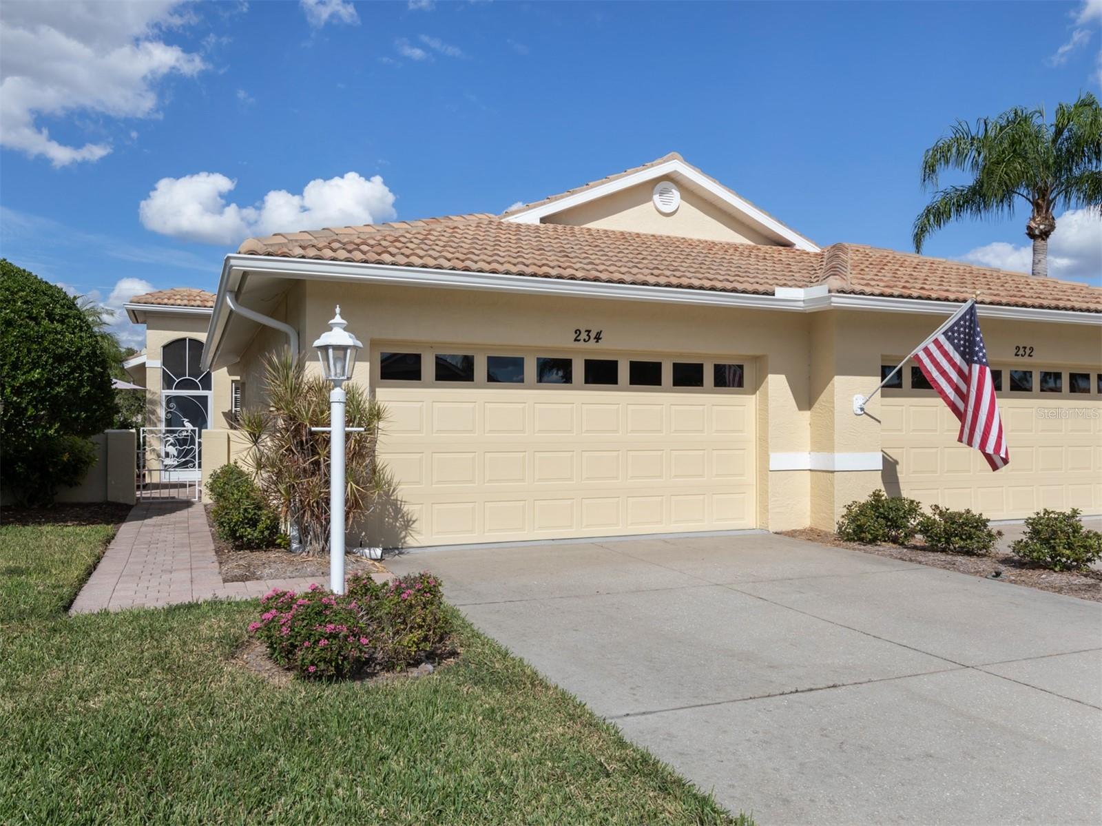 Vista Del Lago Way, Venice, FL 34292