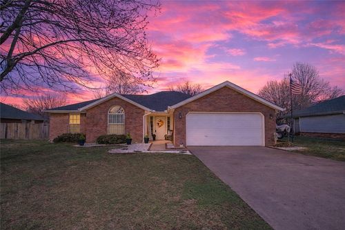 46 Briarmeadow St, Farmington, AR, 72730-3136 | Card Image