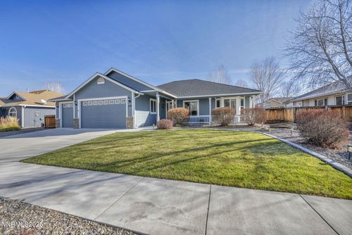 1379 Branden Ln, Gardnerville, NV, 89410-6038 | Card Image