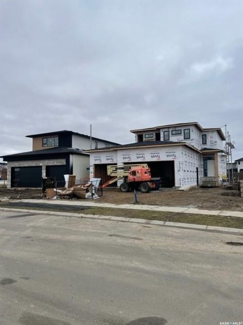 832 Henry Dayday Rd, Saskatoon, SK, S7W1E4 | Card Image